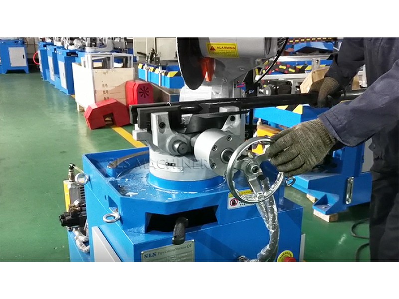 002. Taglio del tubo. 800x600.1