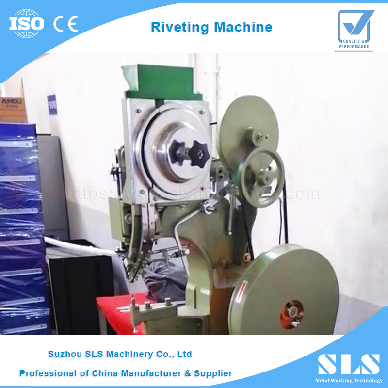 Metal Hydraulic Pneumatic Riveting Press Machine Aluminium Solid Rivet Automatic Feed Riveting Machine
